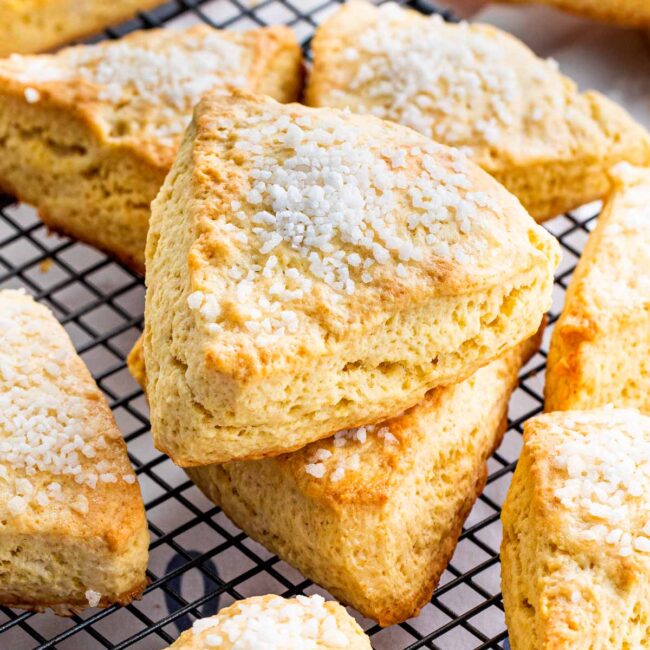 freshly baked scones on a cooling rack.